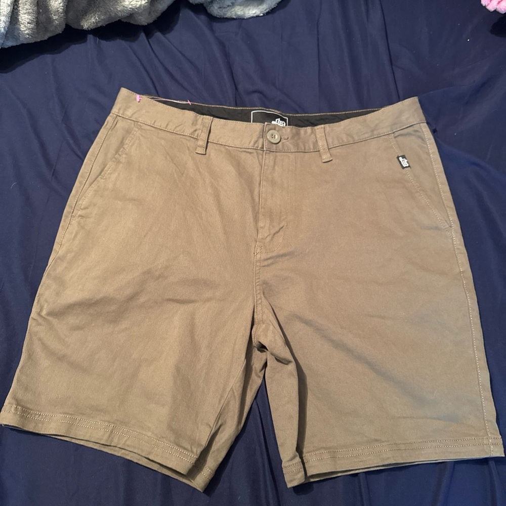 Lost Men's Khaki Flat Front Shorts